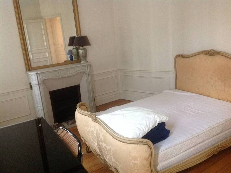 Paris 11E