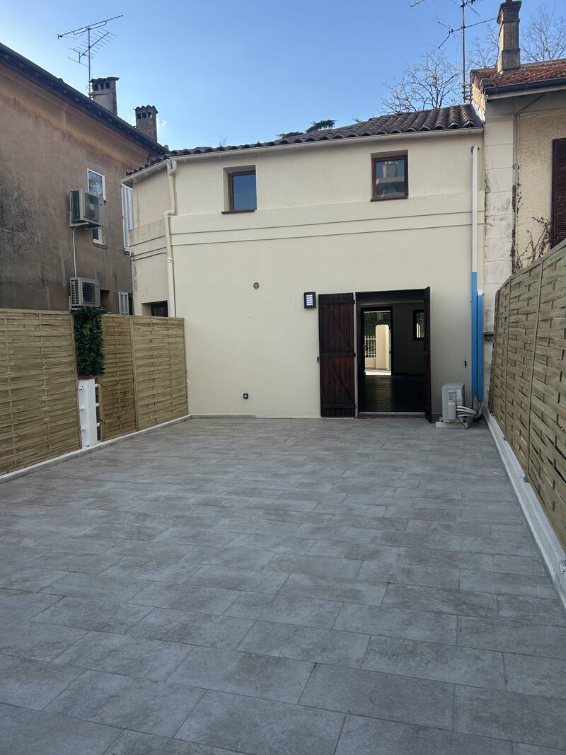 Cannes (06150)