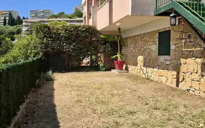 Roquebrune-Cap-Martin (06190)