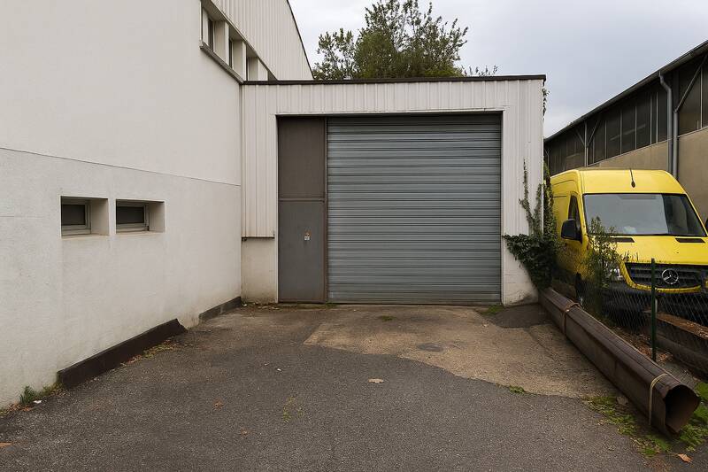 Local d'activité Annecy - 372&nbsp;m² - 4.650&nbsp;&euro;