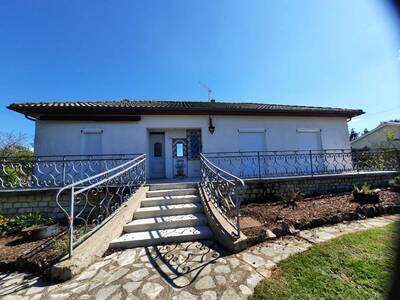 Vente maison 5 pièces Dirac (16410)