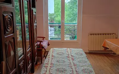 Paris 11E