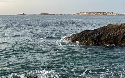 Dinard (35800)