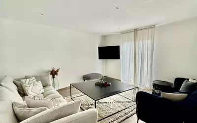 Houdan (78550)