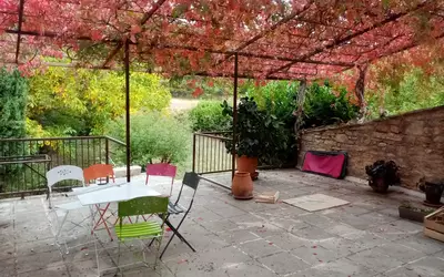 À Proximité D' Apt