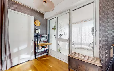 Les Ulis- Bel Appartement Traversant Avec Parking-