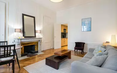 Lyon 6E