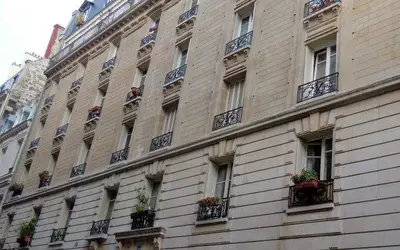 Paris 9E