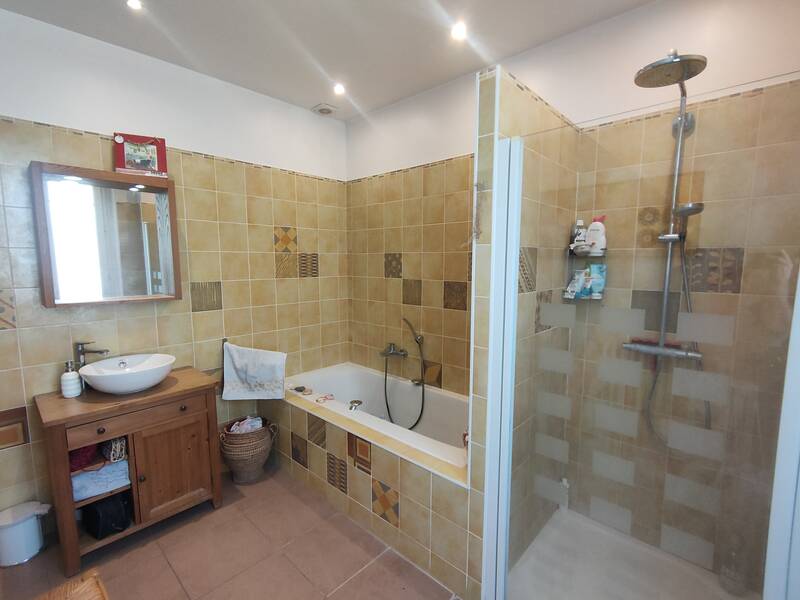Melun (77000)