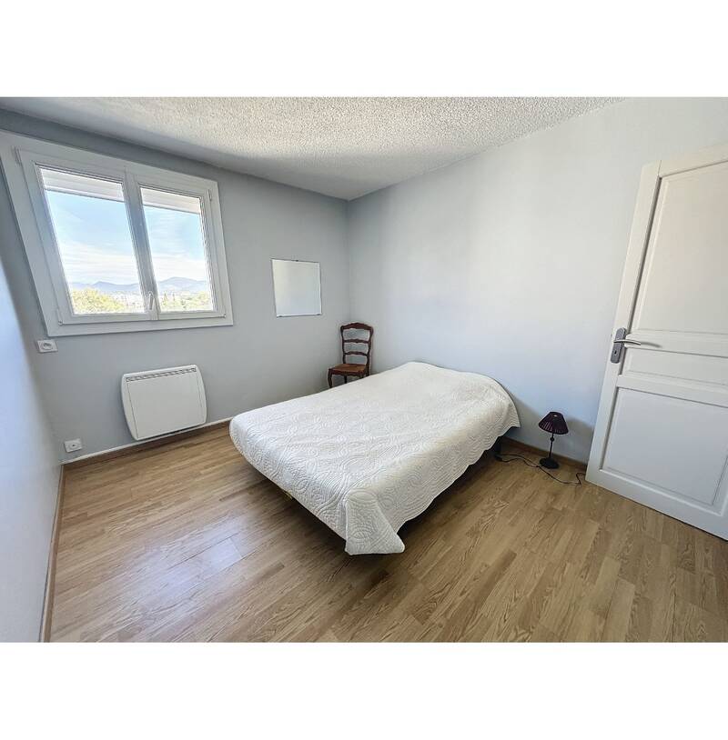 Fréjus (83600)