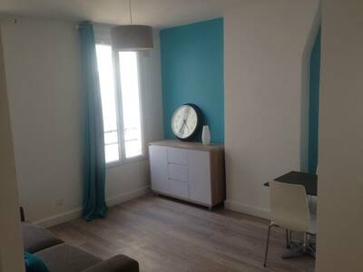 Location appartement studio Paris 20e