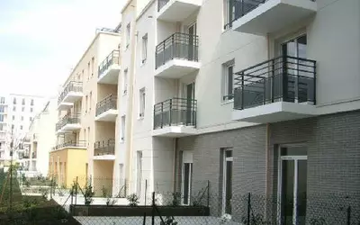 Saint-Ouen-Sur-Seine (93400)