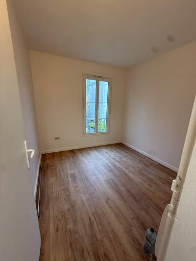 Location appartement studio Paris 18e