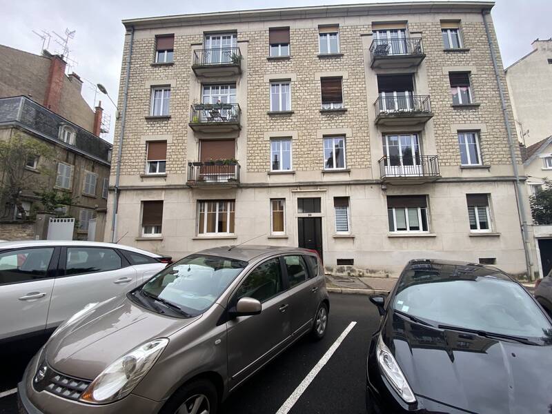 Dijon (21000)