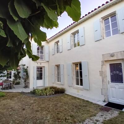 Vente maison 8 pièces Étaules (17750)