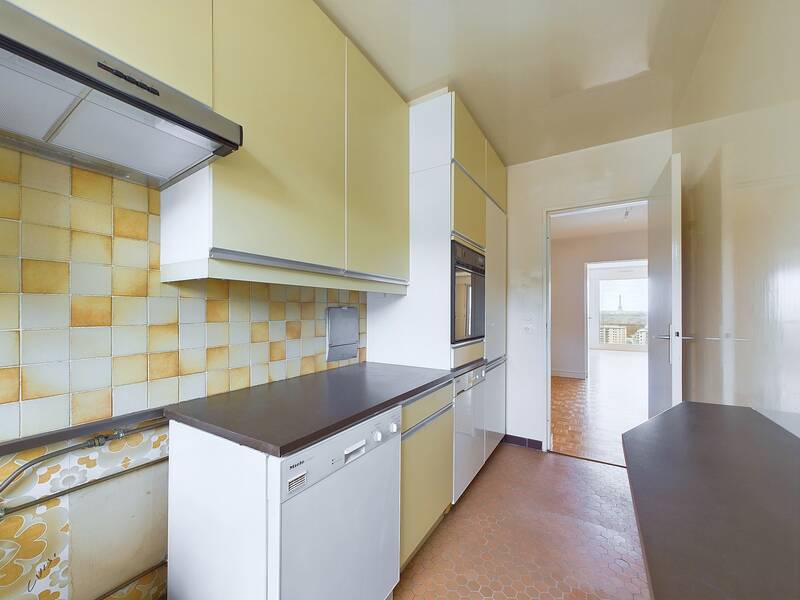 Suresnes (92150)