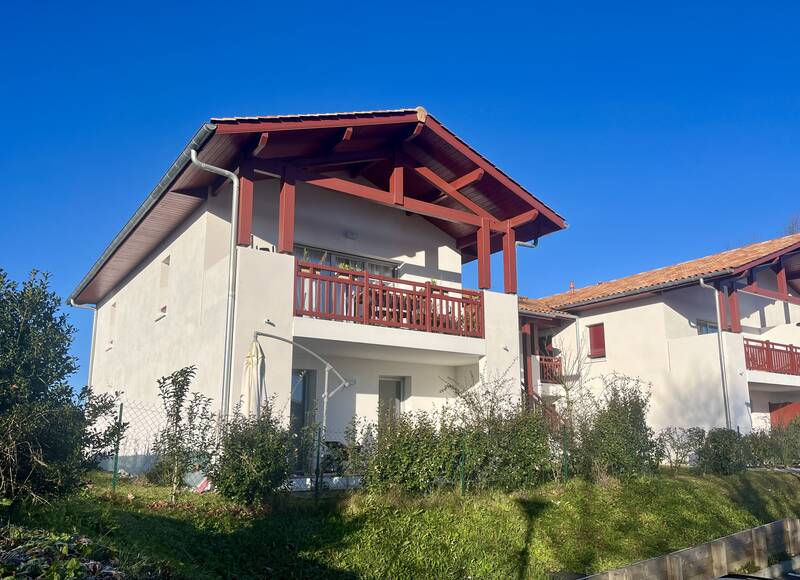 Larressore (64480)