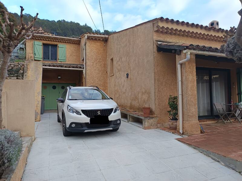 Le Luc (83340)