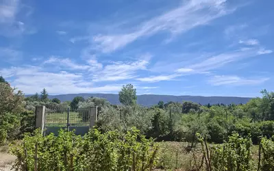 Cabrières-D'avignon (84220)