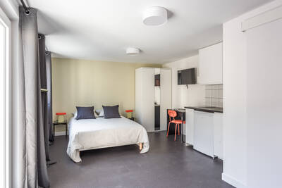 Location appartement studio Paris 13e