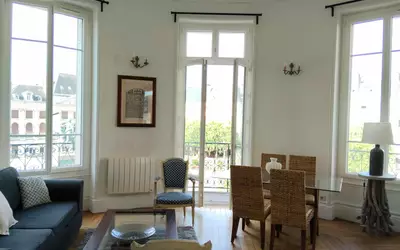 Orléans (45000)