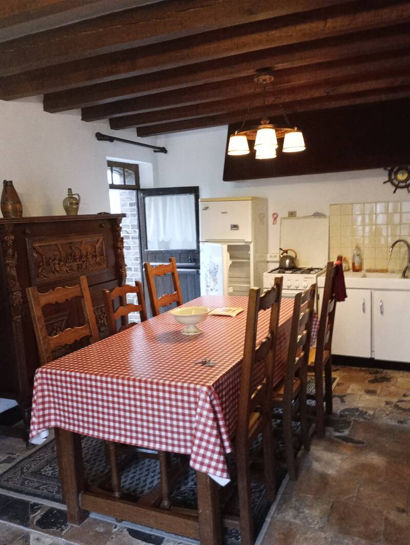 Semur-En-Vallon (72390)