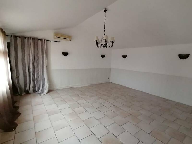 Entraigues-Sur-La-Sorgue (84320)