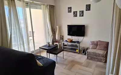 Cannes (06150)
