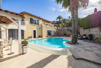 Vente maison 6 pièces Les Adrets-de-l'Estérel (83600)