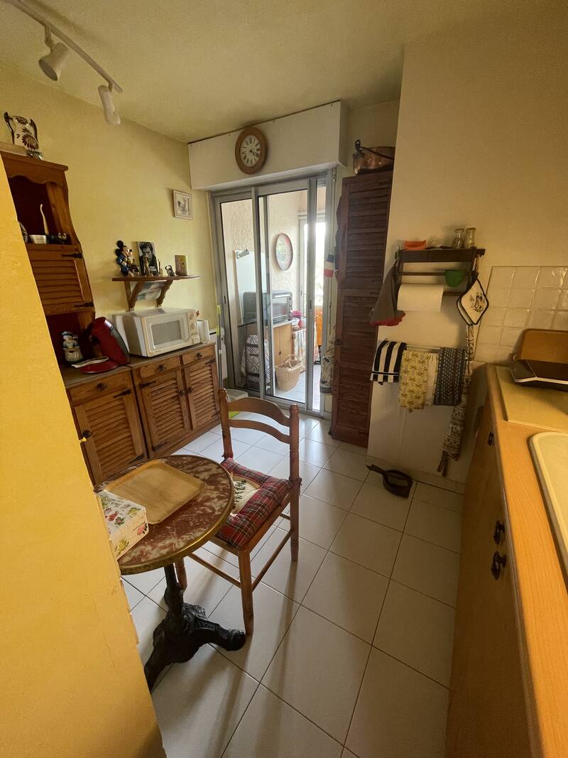 Fréjus (83600)