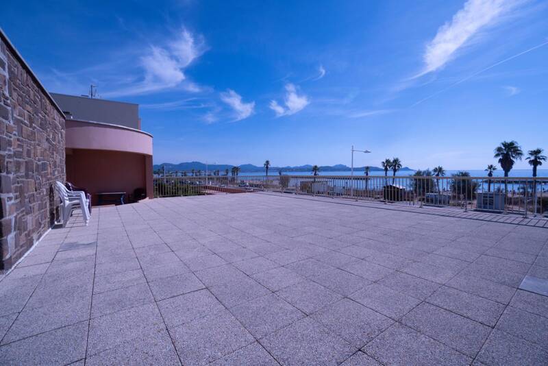 Fréjus (83600)