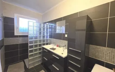 Apt (84400)
