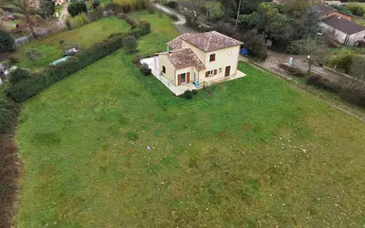 Larra (31330)