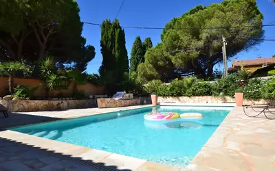 Six-Fours-Les-Plages (83140)