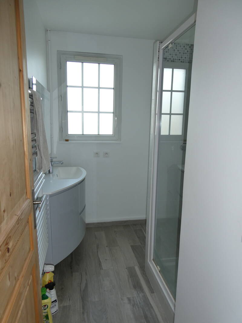 Bois-Colombes (92270)