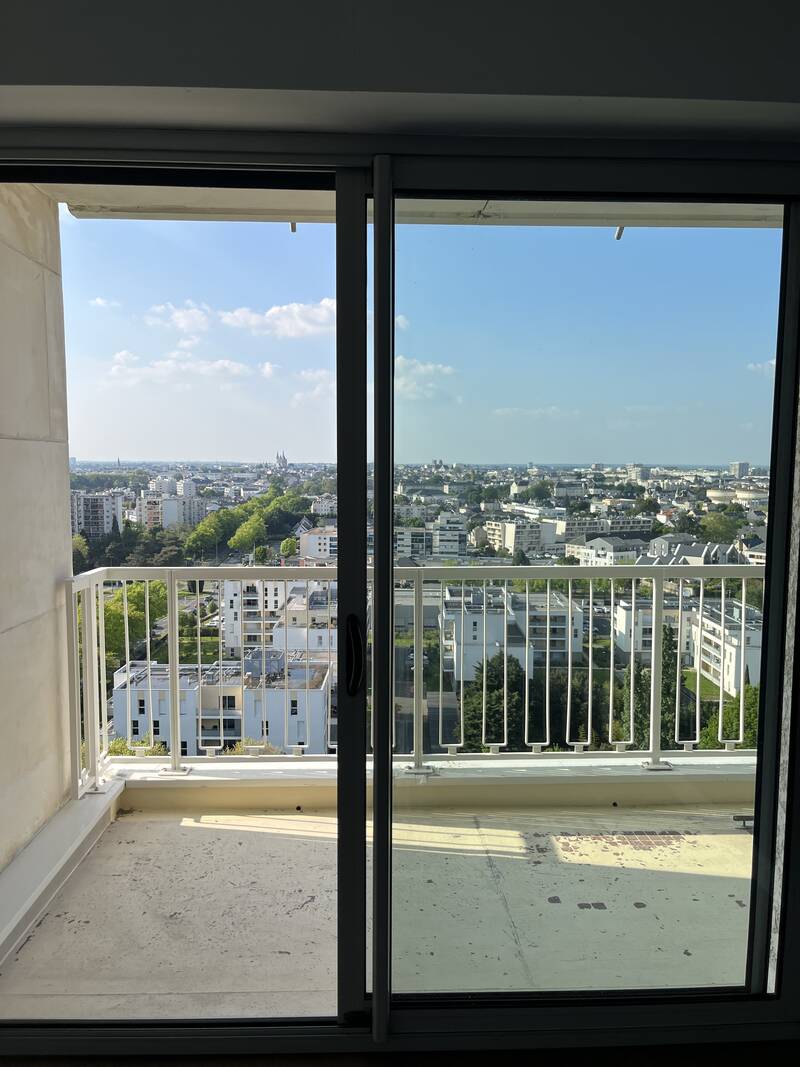 Angers (49000)