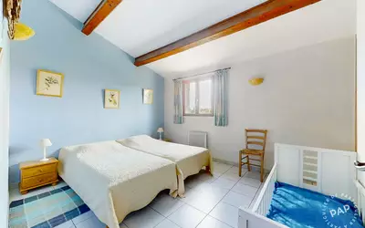 Maison 8 pièces 162 m² · à + Annexe l'Isle-sur-la-Sorgue · 162 m² · 620 000 €