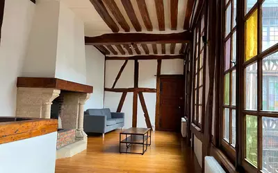 Rouen (76000)