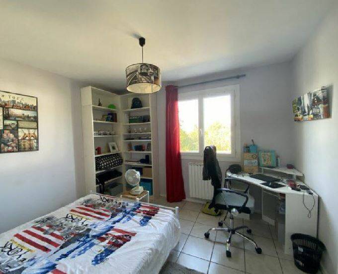 Valence (26000)