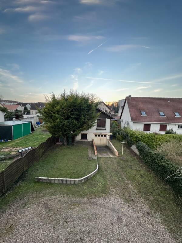 + Chalet De 41 M², Saint-Ouen-L'aumône (95310)