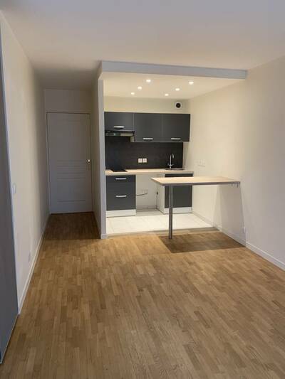Location appartement studio Paris 17e