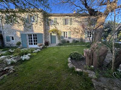 Vente maison 6 pièces Murs (84220)