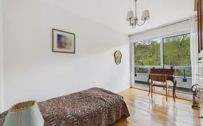Appartement 7 pièces 136 m² · à Meudon · 136 m² · 850 000 €