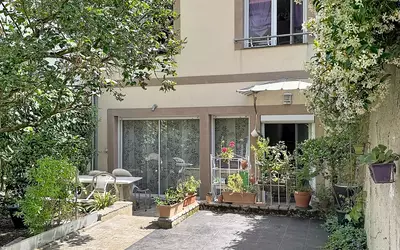 Issy-Les-Moulineaux (92130)