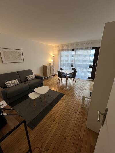 Location appartement studio Paris 17e