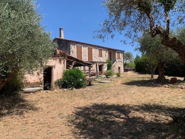 Châteauneuf-Villevieille (06390)