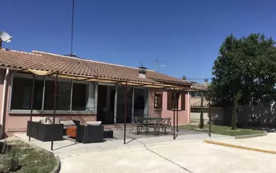 Grillon (84600)