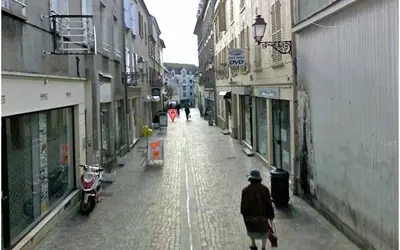 Melun (77000)