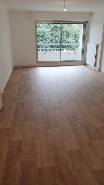 Location appartement 3 pièces Paris 19e