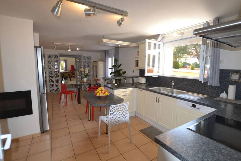 Six-Fours-Les-Plages (83140)